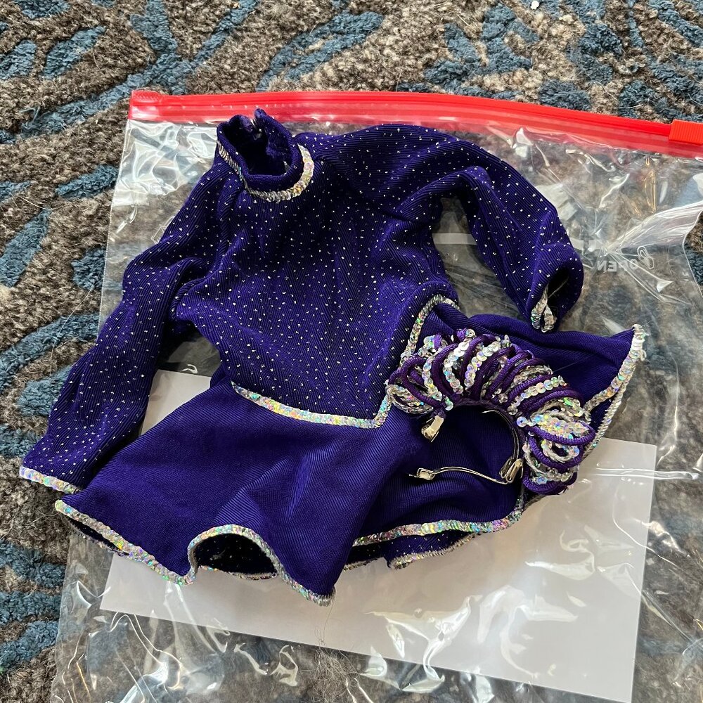 RETIRED Vintage American Girl Doll Ice Skating Star Outfit (1997)